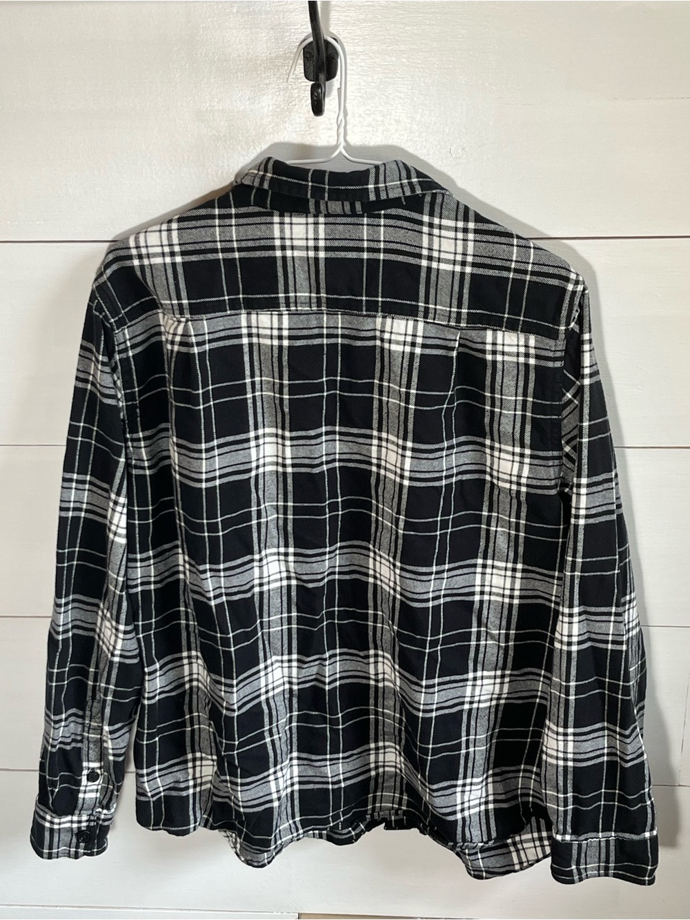 Tilley Flannel Button-Up Shirt - Picture 4 of 5